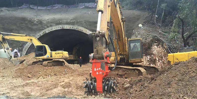 山东曲阜液压铣挖机隧道专用-液压铣挖机头施工
